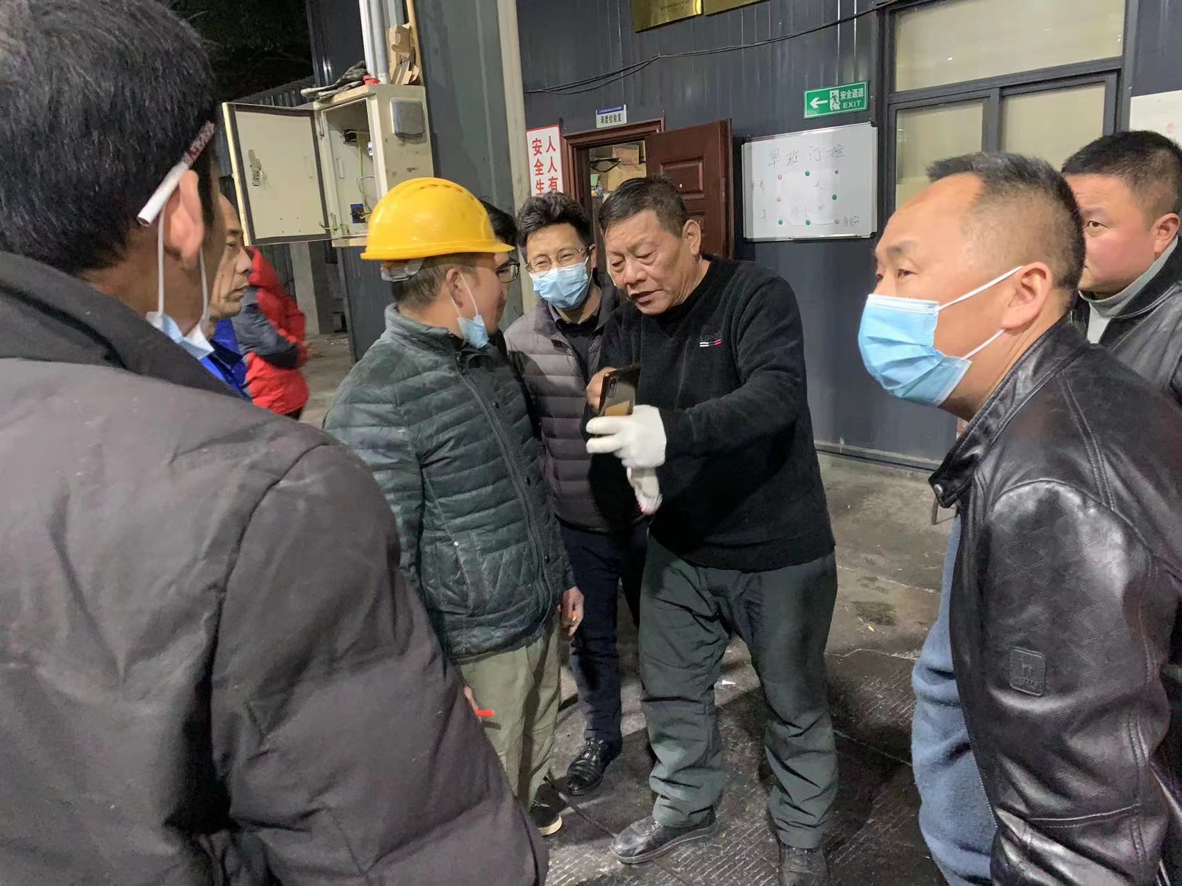 明家裝飾丨快速響應(yīng)改造防控疫情保障車任務(wù)，為抗疫貢獻一份力量